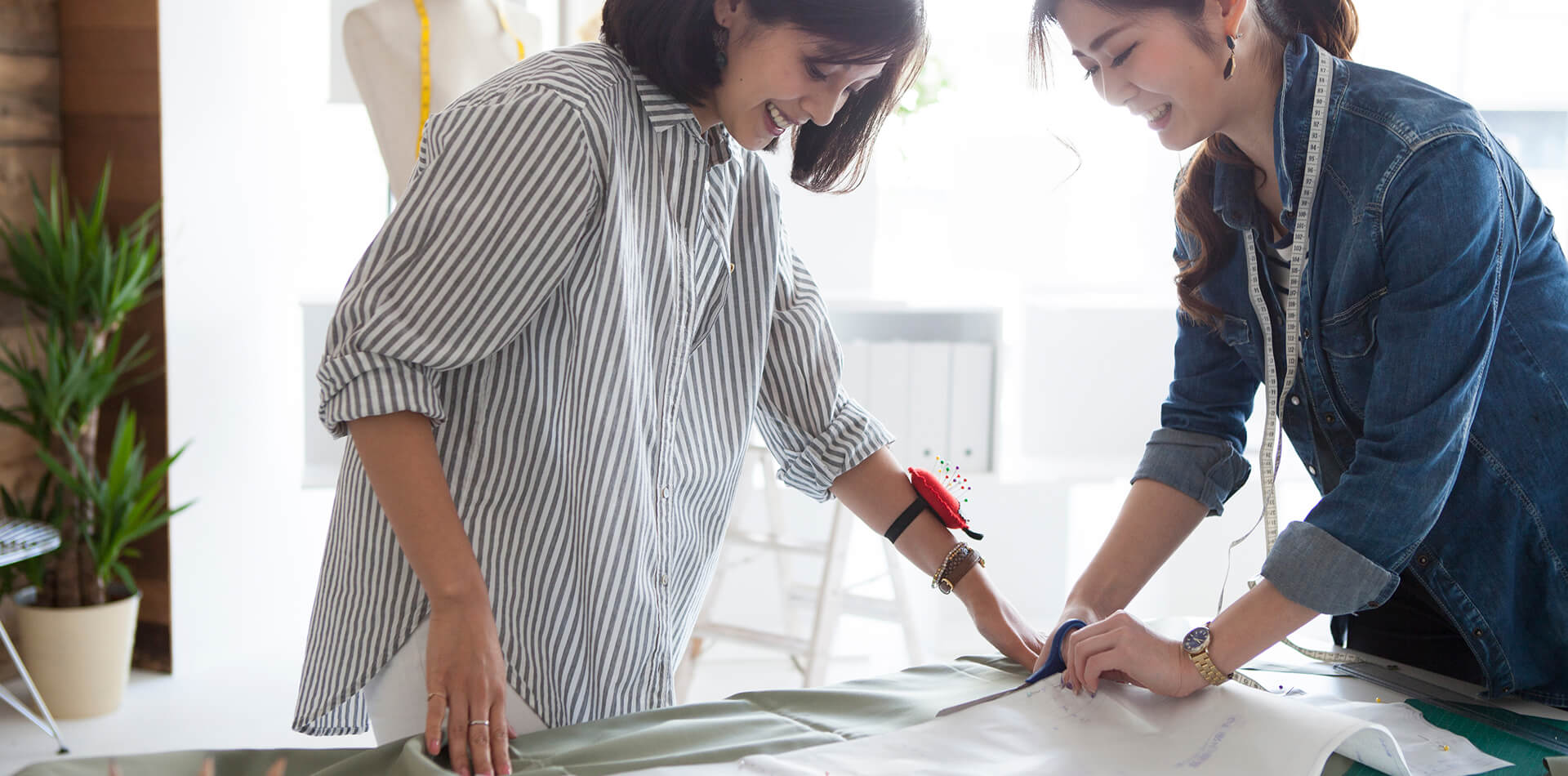 株式会社STモード